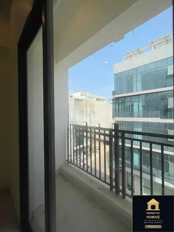 3-Bedroom Luxury Apartment (Corner, 3 Bath, Suite 12) on Al-Murtaza Commercial For Rent in DHA Phase 8 Karachi — Photograph 6