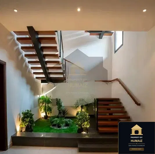 500 Sq. Yd. 5-Bedroom Luxury Villa (West Open, 5 Bath, Residence 17) in DHA Phase 8 For Sale in DHA Phase 8 Karachi — Photograph 6