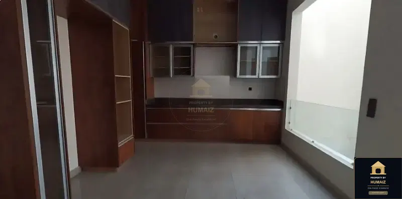 300 Sq. Yd. 6-Bedroom Luxury Villa (Basement, 6 Bath, Residence 2) in Khayaban-e-Sahil For Sale in DHA Phase 8 Karachi — Photograph 10