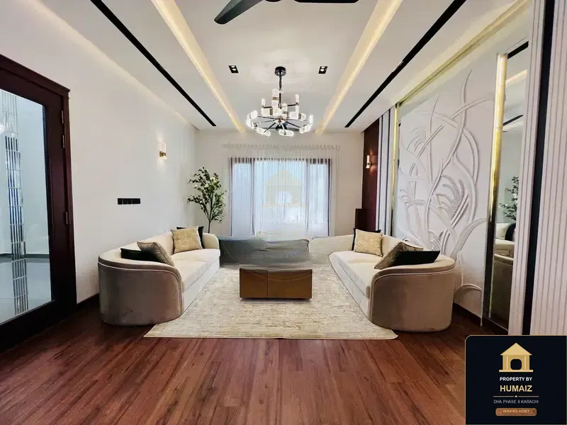 500 Sq. Yd. 5-Bedroom Luxury Villa (West Open, 6 Bath, Residence 13) in DHA Phase 8 For Sale in DHA Phase 8 Karachi — Photograph 4