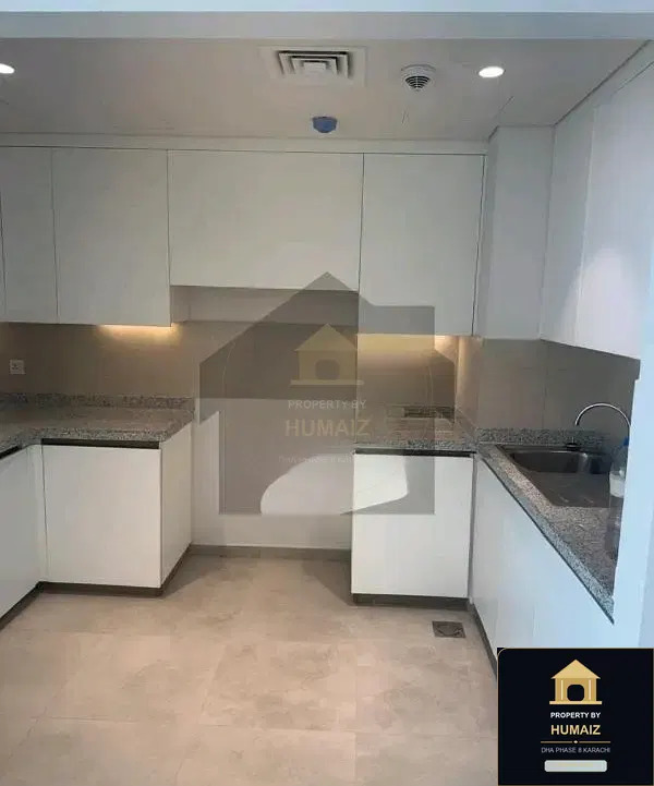 3-Bedroom Luxury Apartment (Sea Facing, 5 Bath, Suite 30) at Pearl Towers For Rent in DHA Phase 8 Karachi — Photograph 4