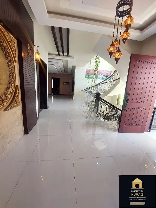 500 Sq. Yd. 5-Bedroom Luxury Villa on Khayaban-e-Tipu Sultan For Sale in DHA Phase 8 Karachi — Photograph 11