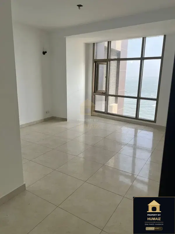 3-Bedroom Luxury Apartment (Sea Facing, 4 Bath, Suite 9) at Pearl Towers For Rent in DHA Phase 8 Karachi — Photograph 7