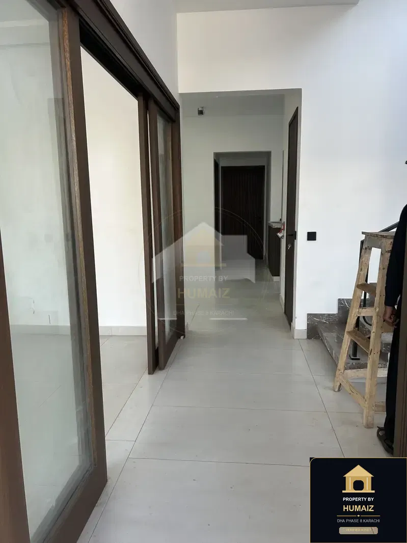 300 Sq. Yd. 5-Bedroom Luxury Villa at Panorama For Sale in DHA Phase 8 Karachi — Photograph 7