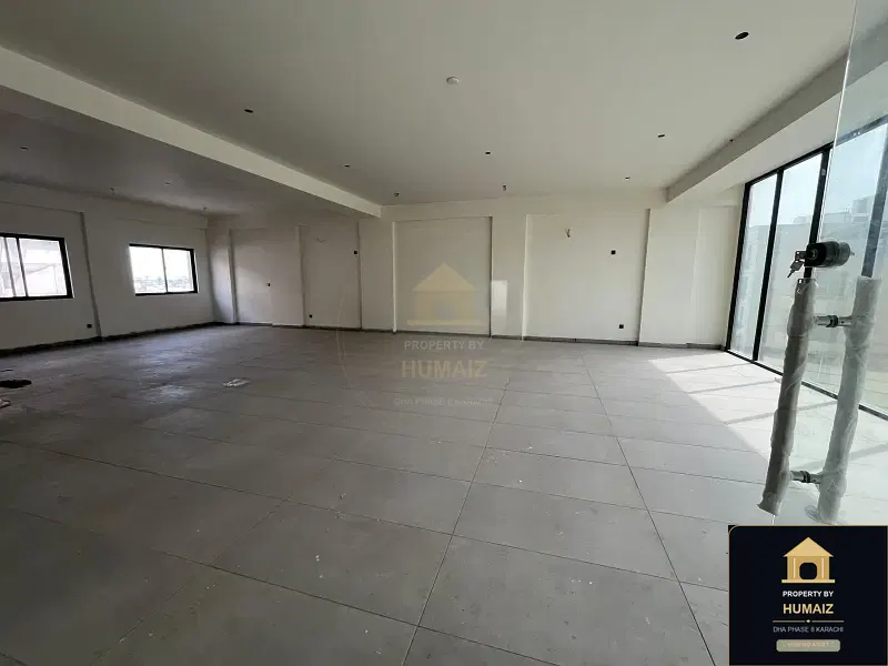 92 Sq. Yd. Commercial Retail Shop (Basement, Unit 1) on Zulfiqar Commercial For Rent in DHA Phase 8 Karachi — Photograph 2