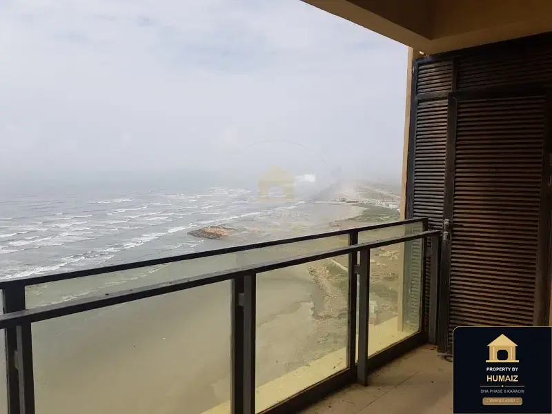 3-Bedroom Luxury Apartment (Sea Facing, 5 Bath, Suite 2) at Coral Towers For Rent in DHA Phase 8 Karachi — Photograph 18