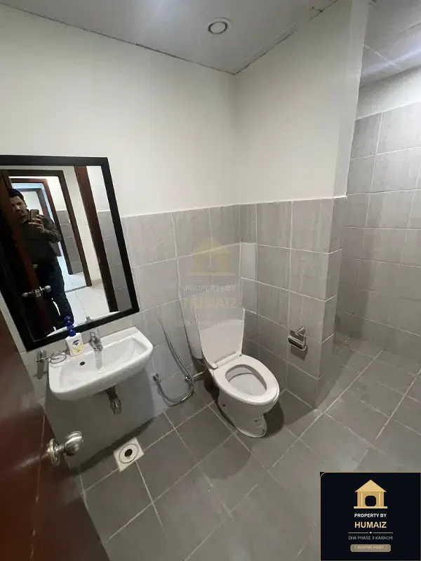 2-Bedroom Luxury Apartment (4 Bath, Suite 3) at Reef Towers For Sale in DHA Phase 8 Karachi — Photograph 43