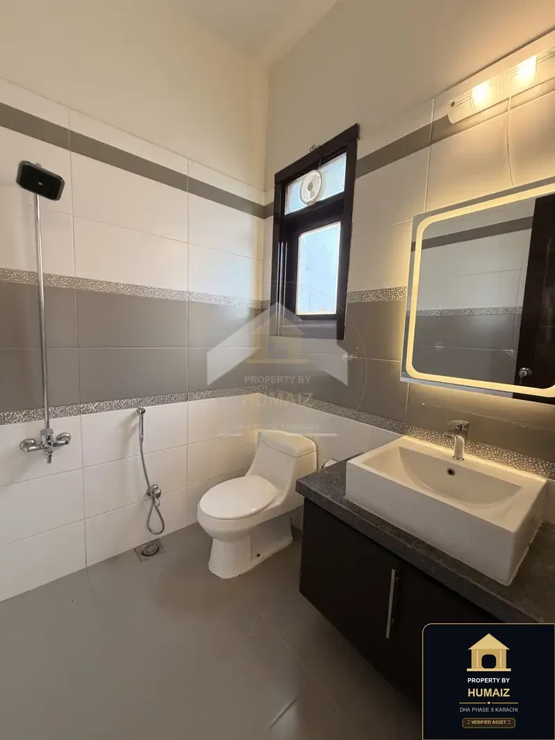 4-Bedroom Luxury Apartment (Sea Facing, 6 Bath, Suite 29) at Creek Vistas For Sale in DHA Phase 8 Karachi — Photograph 7