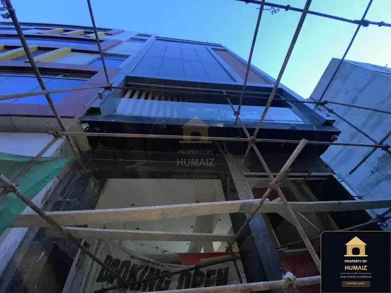 200 Sq. Yd. Commercial Retail Shop (Basement, Unit 7) on Zulfiqar Commercial For Rent in DHA Phase 8 Karachi — Photograph 3