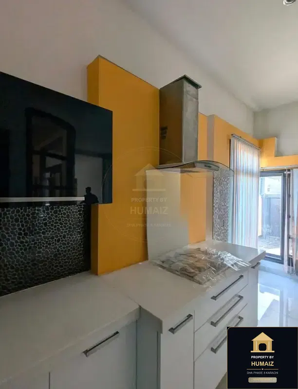 666 Sq. Yd. 6-Bedroom Luxury Villa (7 Bath, Residence 27) in DHA Phase 8 For Sale in DHA Phase 8 Karachi — Photograph 2
