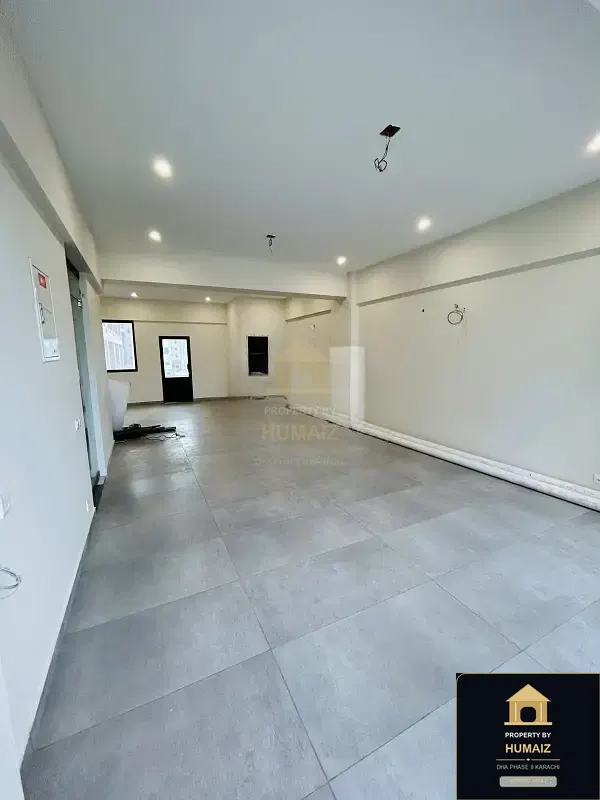 100 Sq. Yd. Corporate Office Space (Brand New, Unit 3) on Al-Murtaza Commercial For Rent in DHA Phase 8 Karachi — Photograph 2