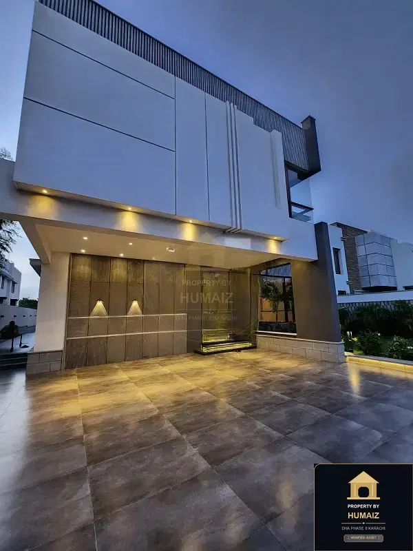 500 Sq. Yd. 6-Bedroom Luxury Villa (Private Pool, 7 Bath, Residence 4) in DHA Phase 8 For Sale in DHA Phase 8 Karachi — Photograph 11