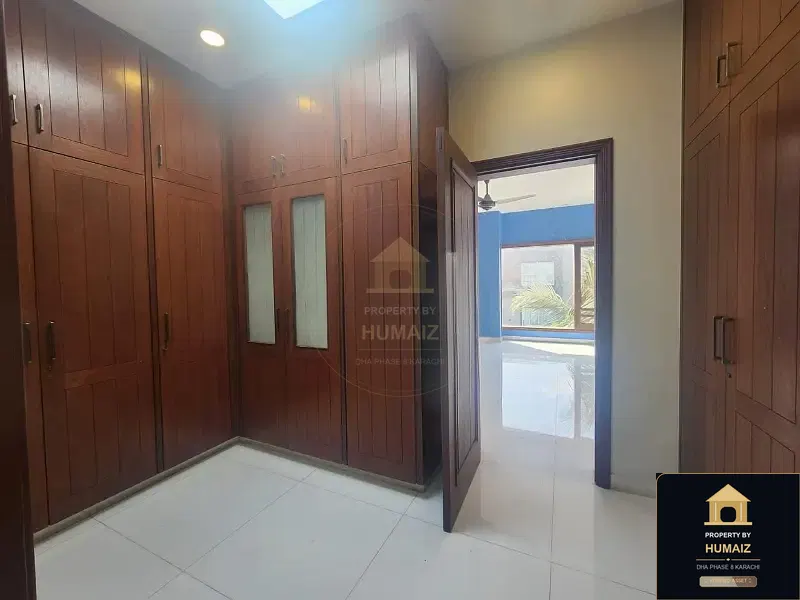 500 Sq. Yd. 6-Bedroom Luxury Villa (Basement, 7 Bath, Residence 5) in DHA Phase 8 For Rent in DHA Phase 8 Karachi — Photograph 5