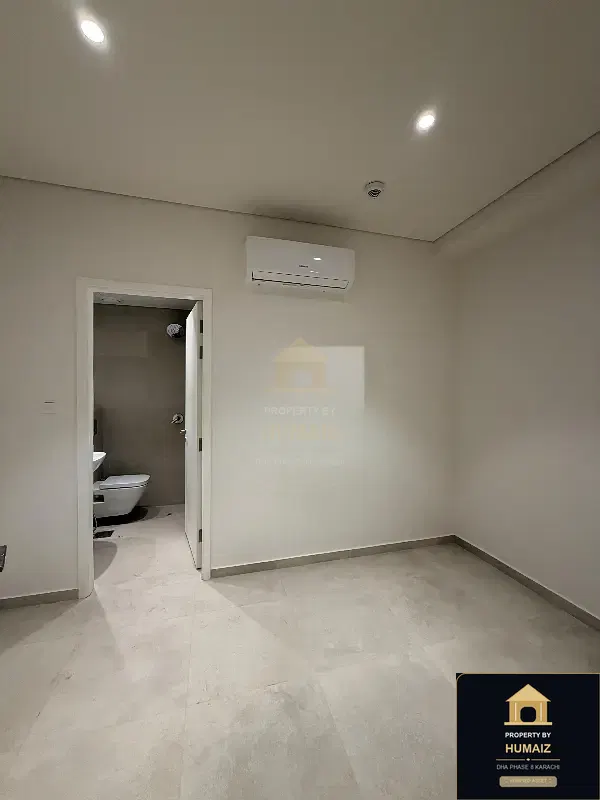 2-Bedroom Luxury Apartment (Sea Facing, 3 Bath, Suite 24) at The Views For Rent in DHA Phase 8 Karachi — Photograph 14