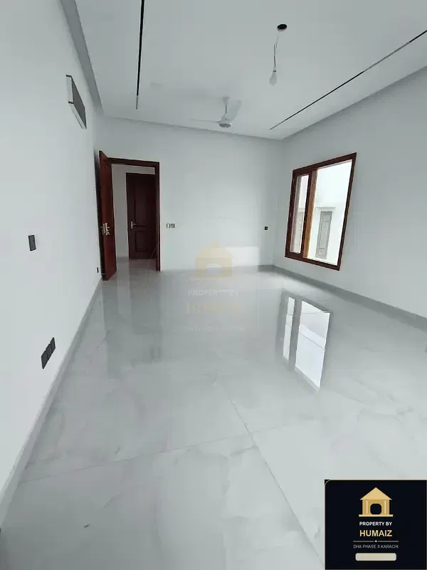 500 Sq. Yd. 7-Bedroom Luxury Villa in Khayaban-e-Bahria For Sale in DHA Phase 8 Karachi — Photograph 7