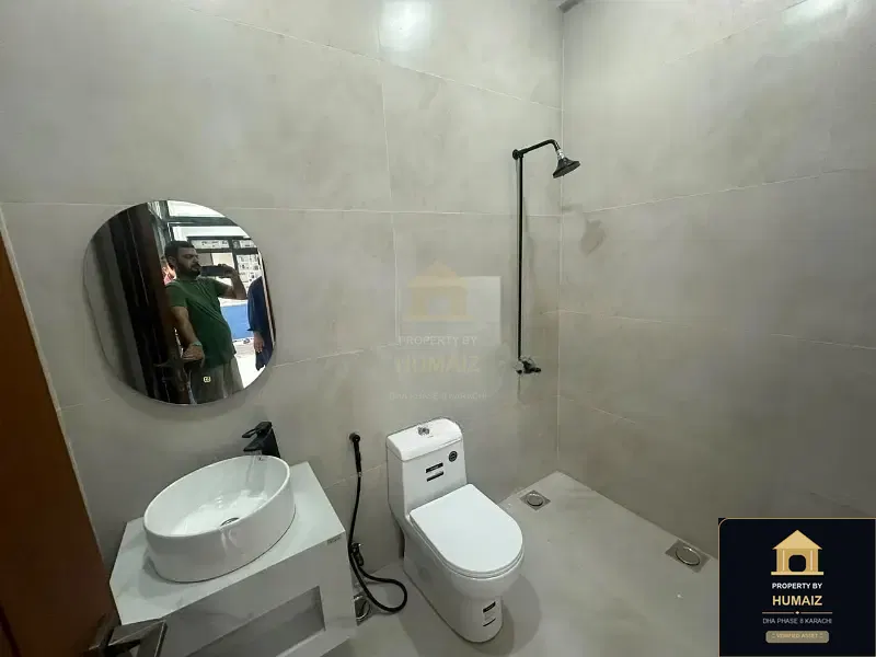 1,000 Sq. Yd. 6-Bedroom Luxury Villa (Private Pool, 6 Bath, Residence 3) on Zulfiqar Commercial For Sale in DHA Phase 8 Karachi — Photograph 44