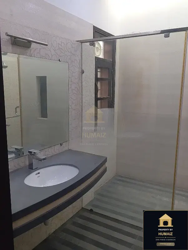 3-Bedroom Upper/Lower Portion (Private Pool, 4 Bath, Unit 7) in DHA Phase 8 For Rent in DHA Phase 8 Karachi — Photograph 4