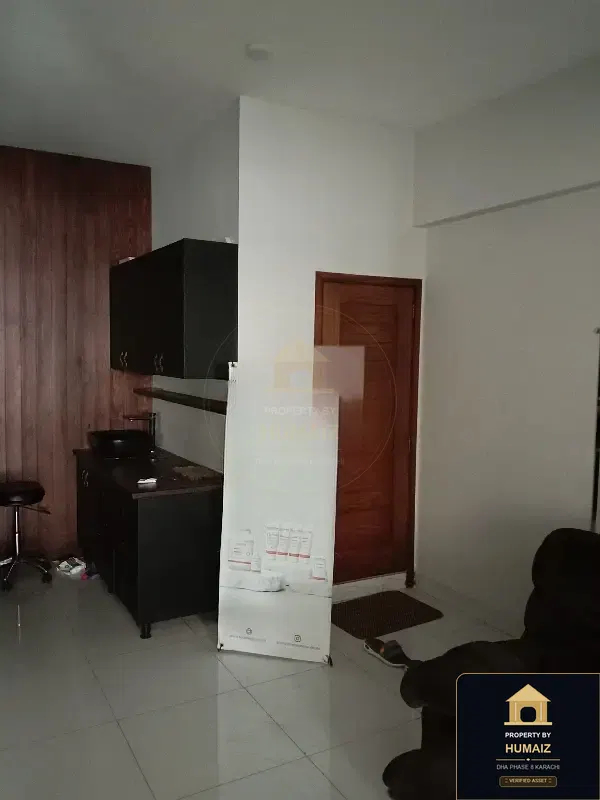 113 Sq. Yd. Corporate Office Space (1 Bath, Unit 6) on Al-Murtaza Commercial For Rent in DHA Phase 8 Karachi — Photograph 6