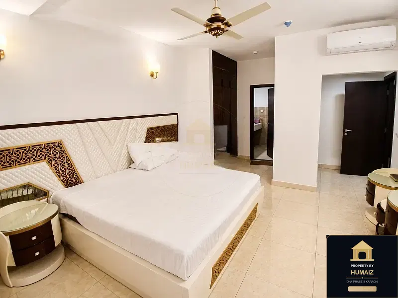 4-Bedroom Luxury Apartment (Sea Facing, 5 Bath, Suite 4) at Pearl Towers For Rent in DHA Phase 8 Karachi — Photograph 3