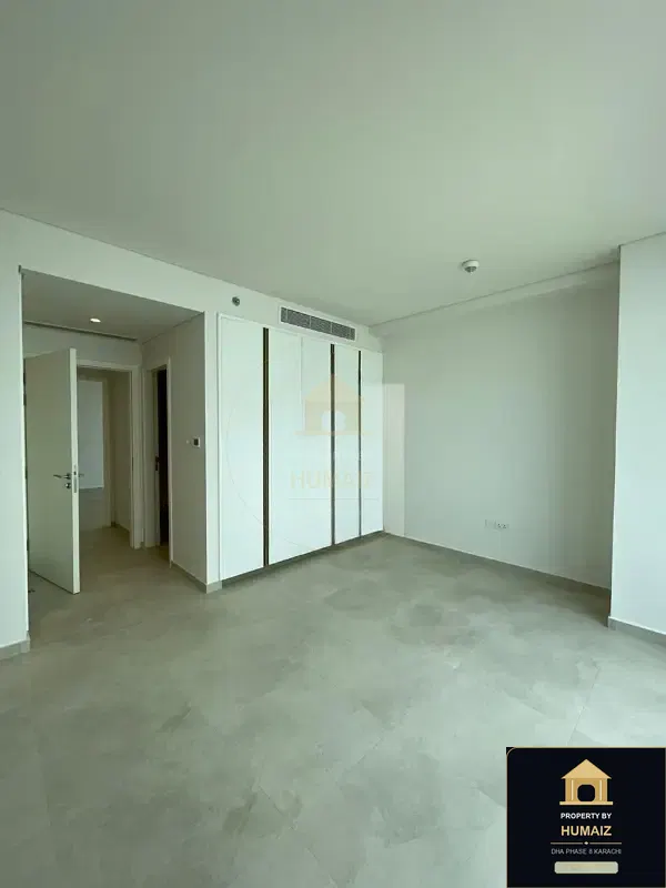 1-Bedroom Luxury Apartment (Sea Facing, 2 Bath, Suite 2) at The Views For Rent in DHA Phase 8 Karachi — Photograph 13