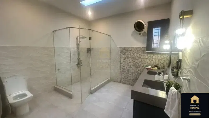 500 Sq. Yd. 5-Bedroom Luxury Villa (6 Bath, Residence 19) in DHA Phase 8 For Rent in DHA Phase 8 Karachi — Photograph 10