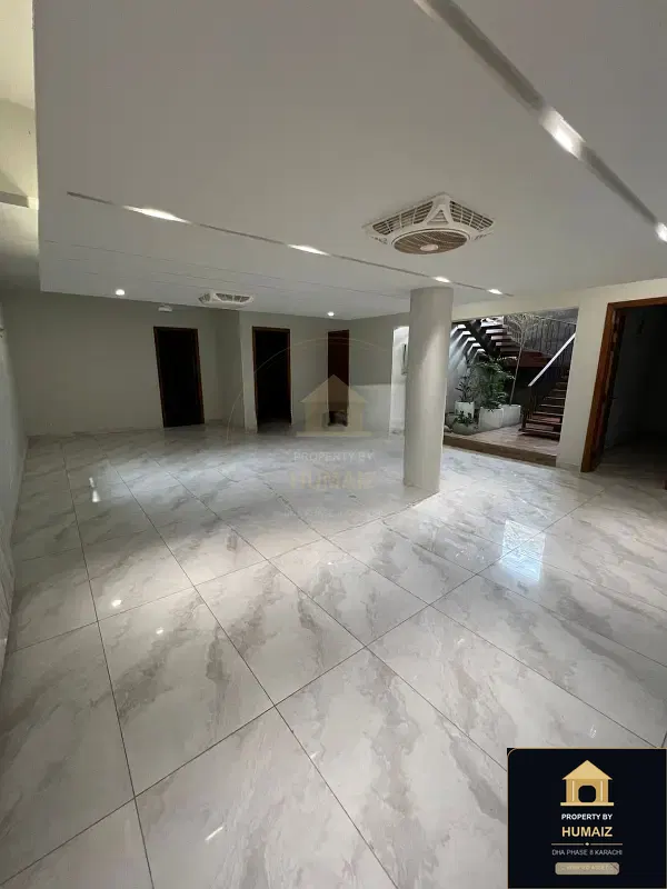 500 Sq. Yd. 6-Bedroom Luxury Villa in Khayaban-e-Sahil For Sale in DHA Phase 8 Karachi — Photograph 12