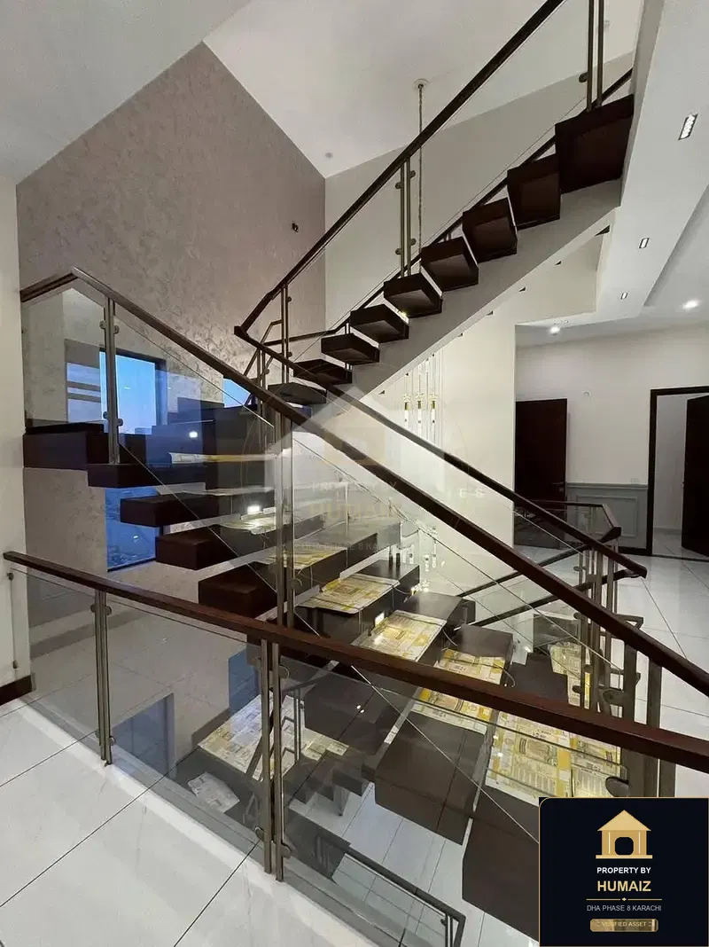 300 Sq. Yd. 5-Bedroom Luxury Villa (Basement, 5 Bath, Residence 2) in DHA Phase 8 For Sale in DHA Phase 8 Karachi — Photograph 10