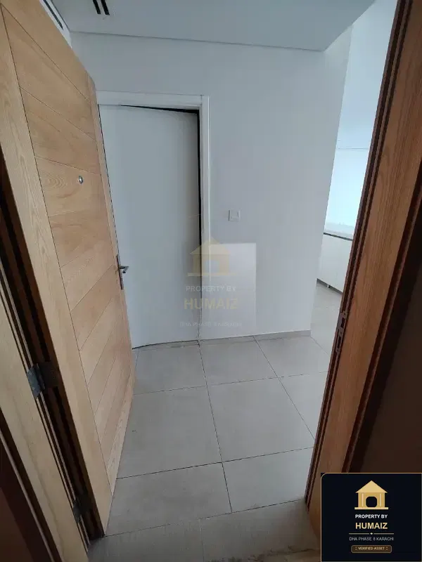 2-Bedroom Luxury Apartment (Private Pool, 2 Bath, Suite 4) at Emaar Oceanfront For Rent in DHA Phase 8 Karachi — Photograph 7
