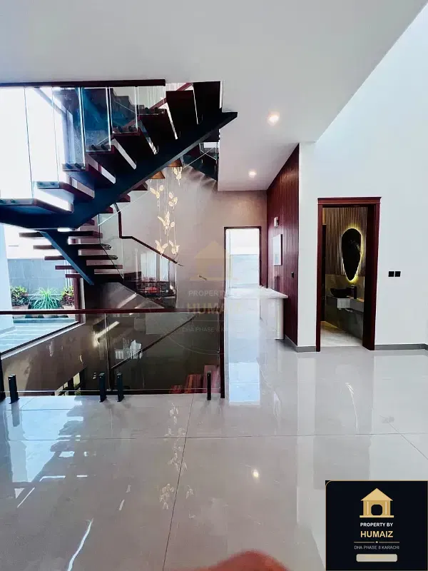 500 Sq. Yd. 5-Bedroom Luxury Villa (Basement, 7 Bath, Residence 32) in DHA Phase 8 For Sale in DHA Phase 8 Karachi — Photograph 9