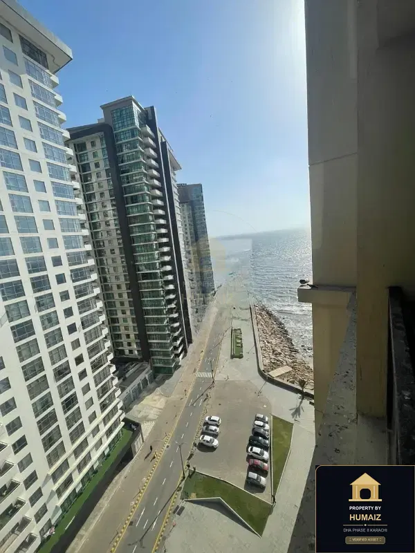 2-Bedroom Luxury Apartment (Private Pool, 2 Bath, Suite 2) at Emaar Oceanfront For Sale in DHA Phase 8 Karachi — Photograph 3
