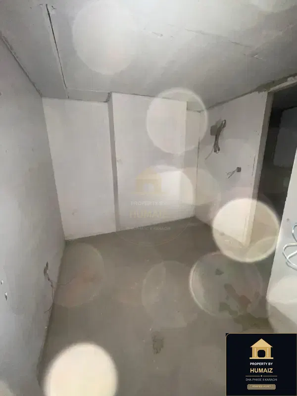 3-Bedroom Luxury Apartment (Boulevard Facing, 5 Bath, Suite 3) at Reef Towers For Sale in DHA Phase 8 Karachi — Photograph 11