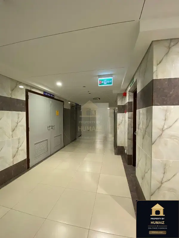 4-Bedroom Luxury Apartment (Sea Facing, 5 Bath, Suite 3) at The Views For Rent in DHA Phase 8 Karachi — Photograph 3