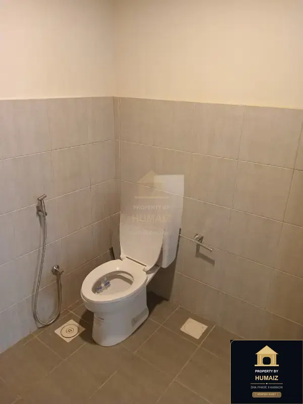 2-Bed Luxury Penthouse (Sea Facing, 4 Bath, Suite 3) at Reef Towers For Rent in DHA Phase 8 Karachi — Photograph 40