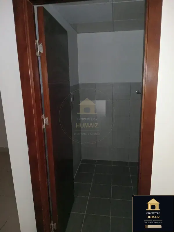 4-Bedroom Luxury Apartment (Sea Facing, 6 Bath, Suite 2) at Reef Towers For Rent in DHA Phase 8 Karachi — Photograph 31