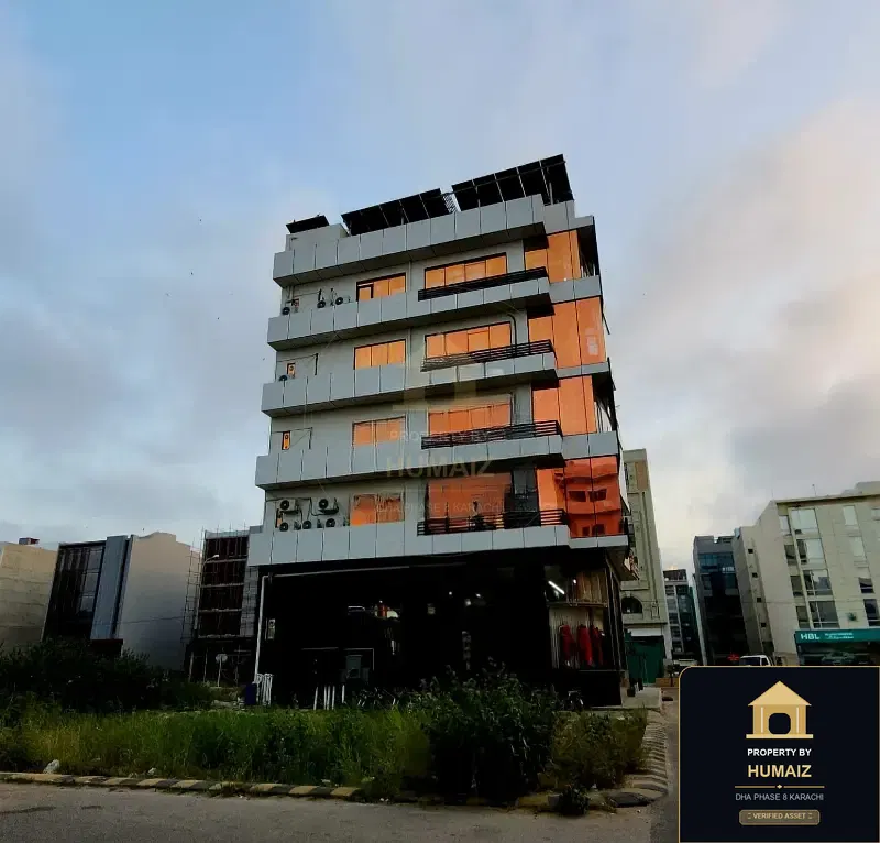 200 Sq. Yd. Commercial Building on Khayaban-e-Shaheen For Sale in DHA Phase 8 Karachi — Photograph 4