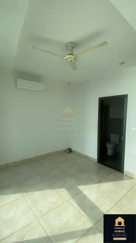 4-Bedroom Luxury Apartment (Sea Facing, 6 Bath, Suite 11) at Pearl Towers For Sale in DHA Phase 8 Karachi — Photograph 3