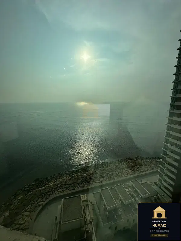 3-Bedroom Luxury Apartment (Sea Facing, 3 Bath, Suite 19) at Pearl Towers For Rent in DHA Phase 8 Karachi — Photograph 6