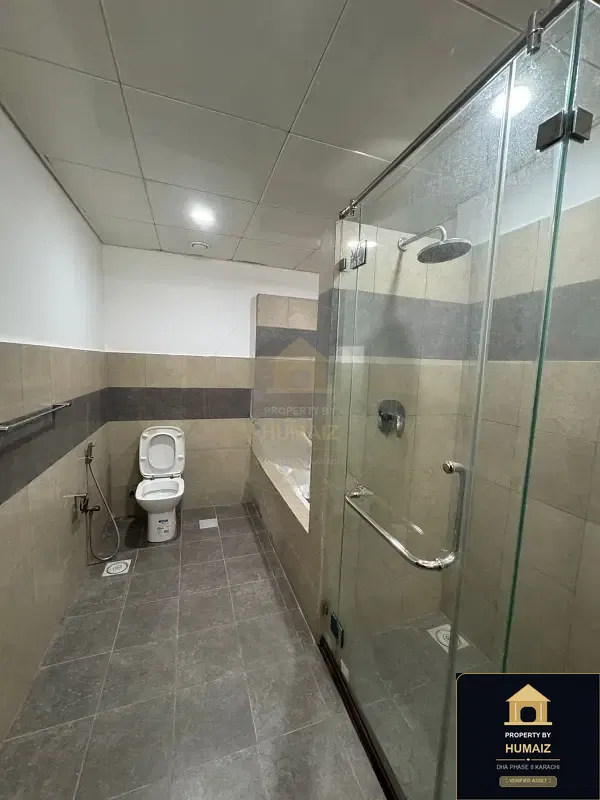 3-Bedroom Luxury Apartment (Sea Facing, 5 Bath, Suite 12) at Reef Towers For Sale in DHA Phase 8 Karachi — Photograph 8
