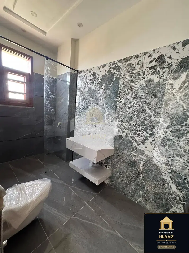 300 Sq. Yd. 5-Bedroom Luxury Villa in Zone E For Sale in DHA Phase 8 Karachi — Photograph 10