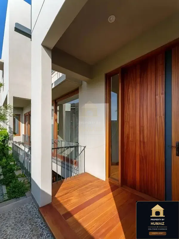 500 Sq. Yd. 6-Bedroom Luxury Villa (West Open, 6 Bath, Residence 3) on Khayaban-e-Faisal For Sale in DHA Phase 8 Karachi — Photograph 29