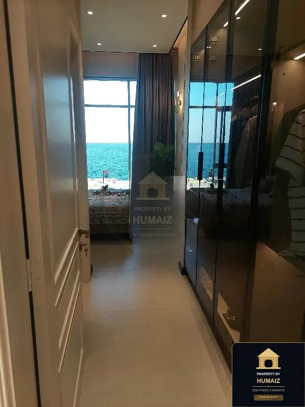 4-Bedroom Luxury Apartment (Sea Facing, 5 Bath, Suite 13) at HMR Waterfront For Sale in DHA Phase 8 Karachi — Photograph 13