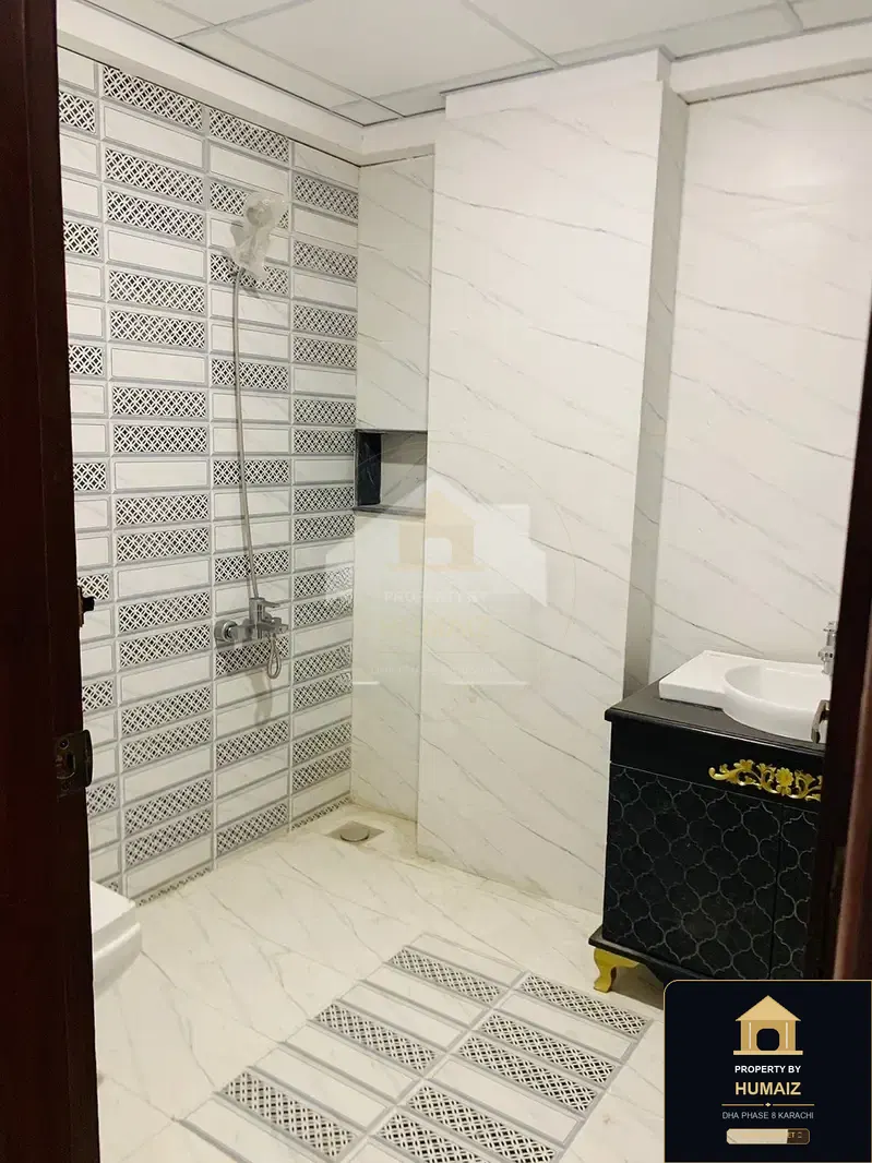 3-Bedroom Luxury Apartment (Brand New, 4 Bath, Suite 11) on Al-Murtaza Commercial For Rent in DHA Phase 8 Karachi — Photograph 7