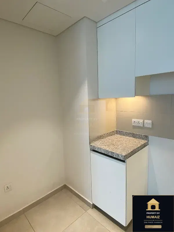 2-Bedroom Luxury Apartment (Sea Facing, 3 Bath, Suite 17) at The Views For Rent in DHA Phase 8 Karachi — Photograph 16