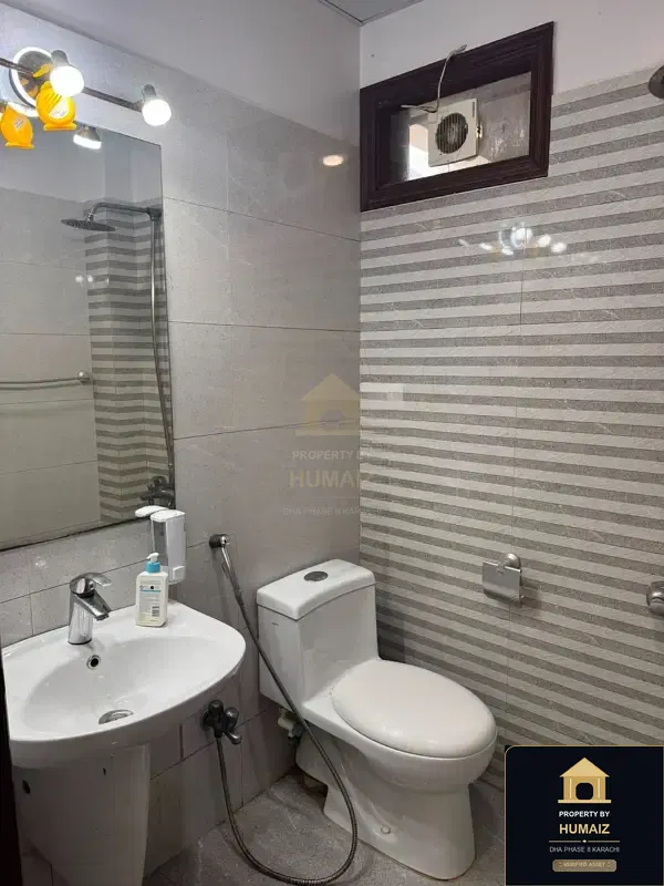 120 Sq. Yd. 6-Bedroom Luxury Villa in Khayaban-e-Iqbal For Sale in DHA Phase 8 Karachi — Photograph 9
