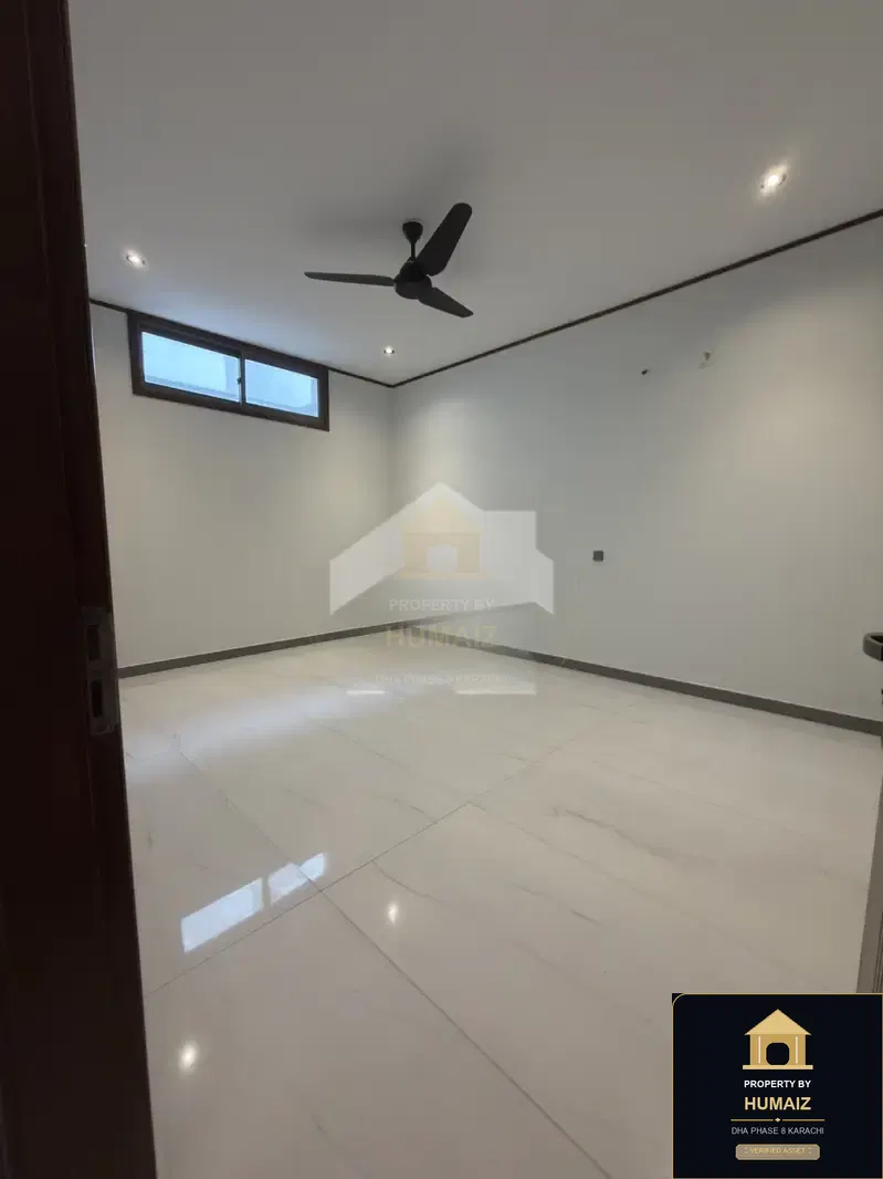 500 Sq. Yd. 6-Bedroom Luxury Villa (Private Pool, 6 Bath, Residence 127) in DHA Phase 8 For Sale in DHA Phase 8 Karachi — Photograph 3