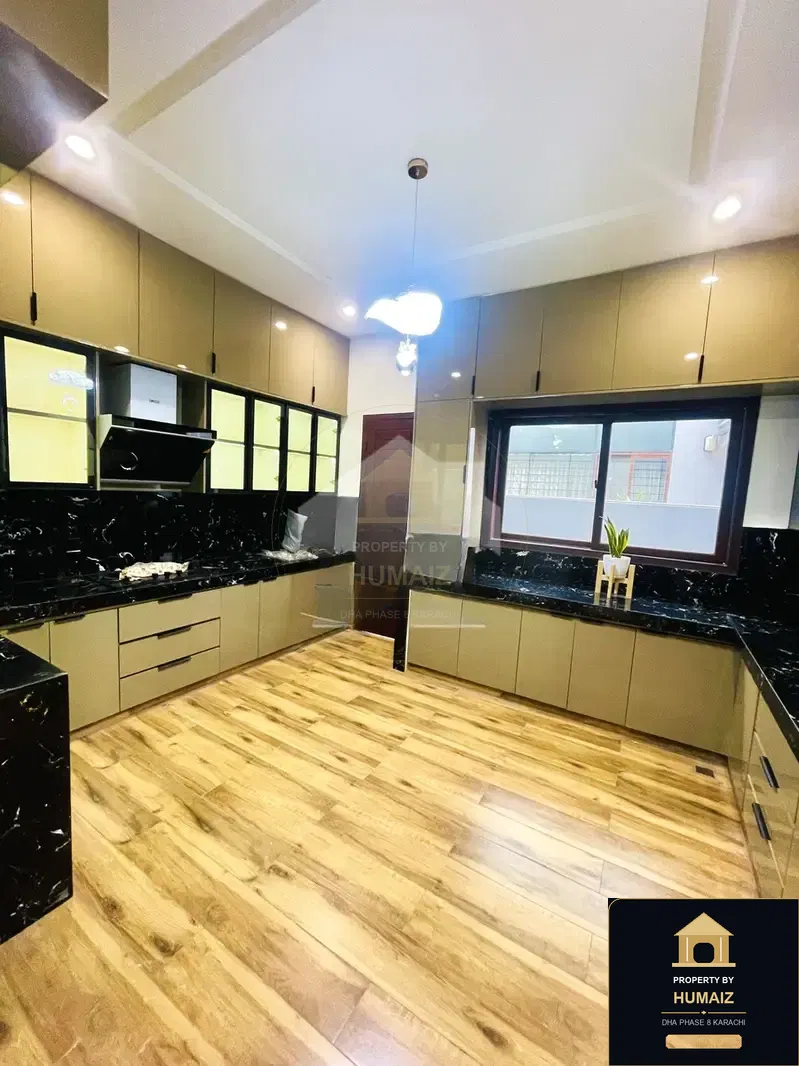500 Sq. Yd. 6-Bedroom Luxury Villa (West Open, 6 Bath, Residence 62) in DHA Phase 8 For Sale in DHA Phase 8 Karachi — Photograph 5