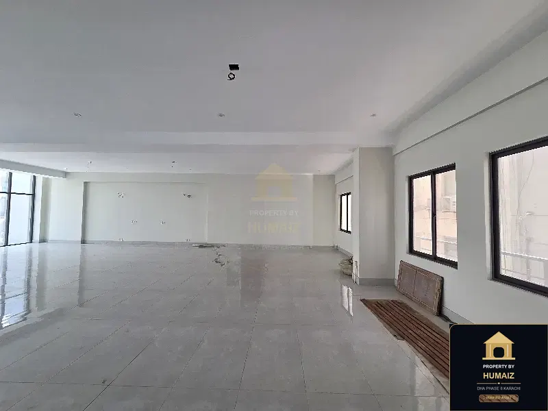 467 Sq. Yd. Corporate Office Space on Khayaban-e-Shaheen For Rent in DHA Phase 8 Karachi — Photograph 3