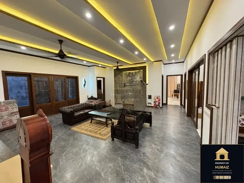 700 Sq. Yd. 6-Bedroom Luxury Villa on Khayaban-e-Faisal For Rent in DHA Phase 8 Karachi — Photograph 15