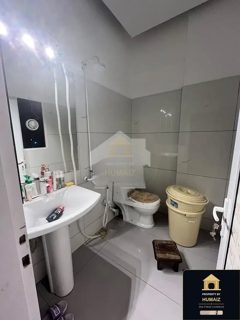 3-Bedroom Luxury Apartment (Brand New, 3 Bath, Suite 16) in DHA Phase 8 For Sale in DHA Phase 8 Karachi — Photograph 6