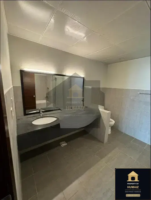 3-Bedroom Luxury Apartment (Sea Facing, 5 Bath, Suite 7) at Reef Towers For Rent in DHA Phase 8 Karachi — Photograph 8